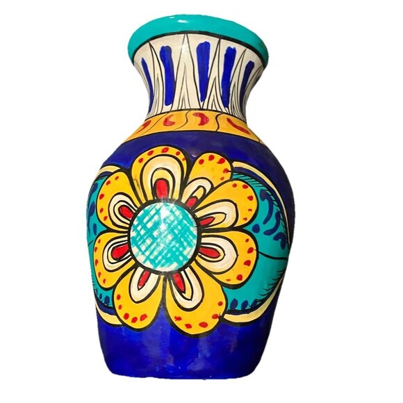 Latin Folk Art Pottery 8’ Terracotta Hand Painted Vase  8’ Vintage , flower - Picture 1 of 16